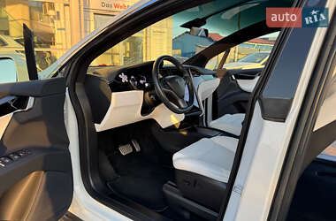 Внедорожник / Кроссовер Tesla Model X 2020 в 