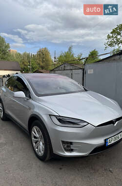Внедорожник / Кроссовер Tesla Model X 2017 в 