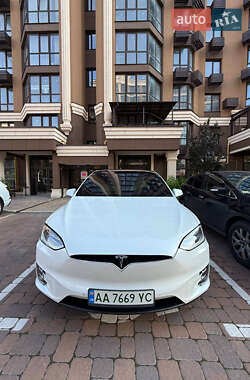 Tesla Model X 2017