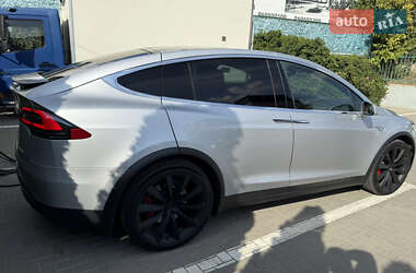 Внедорожник / Кроссовер Tesla Model X 2016 в 
