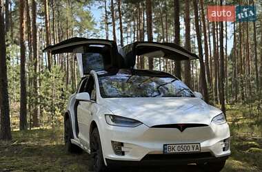 Внедорожник / Кроссовер Tesla Model X 2020 в Ровно