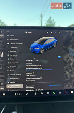 Позашляховик / Кросовер Tesla Model X 2024 в 