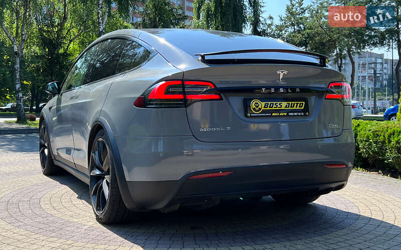 Позашляховик / Кросовер Tesla Model X 2018 в Львові