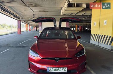 Внедорожник / Кроссовер Tesla Model X 2024 в 