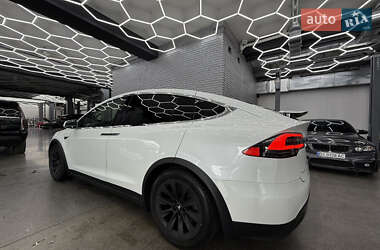 Внедорожник / Кроссовер Tesla Model X 2017 в 