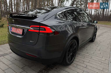 Внедорожник / Кроссовер Tesla Model X 2017 в 