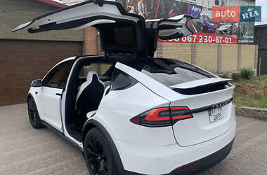 Внедорожник / Кроссовер Tesla Model X 2018 в 