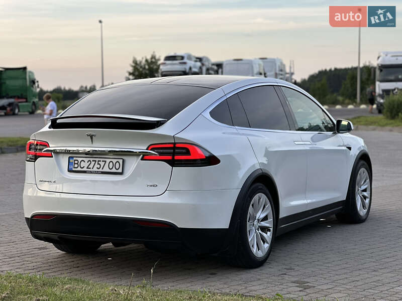Внедорожник / Кроссовер Tesla Model X 2018 в Радивилове