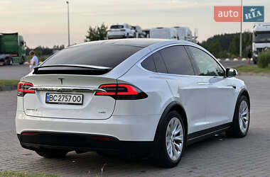 Внедорожник / Кроссовер Tesla Model X 2018 в 