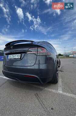 Позашляховик / Кросовер Tesla Model X 2022 в 