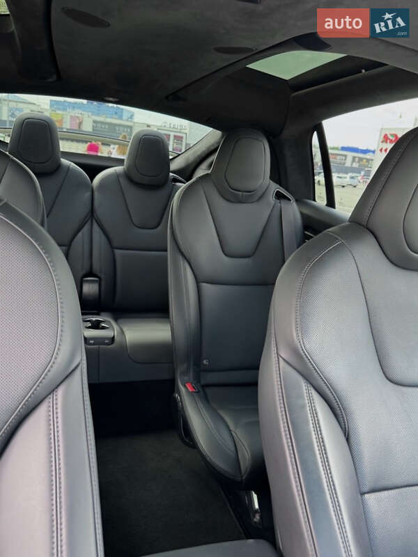 Внедорожник / Кроссовер Tesla Model X 2022 в Киеве