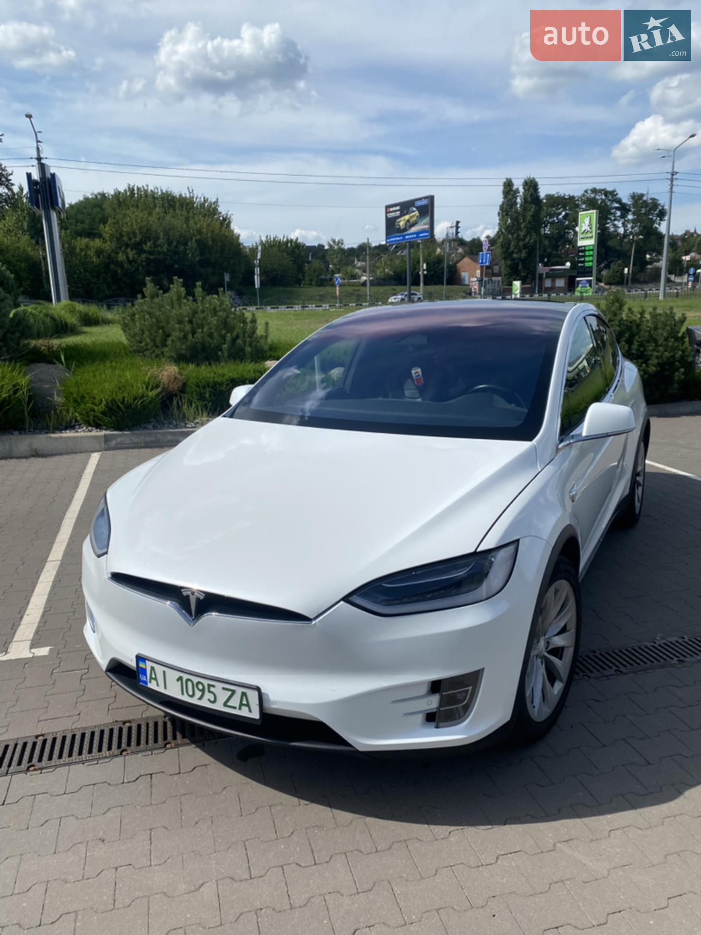 2017 Tesla Model X - мініатюра 2