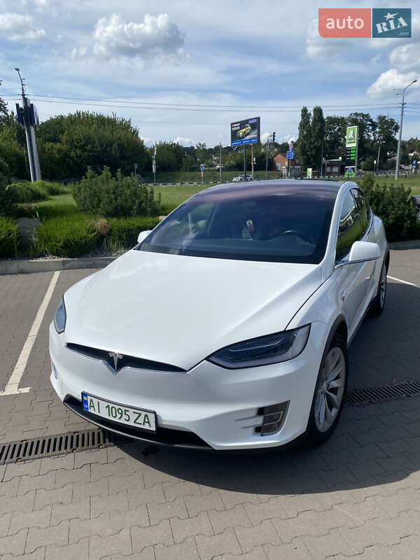 Позашляховик / Кросовер Tesla Model X 2017 в Харкові