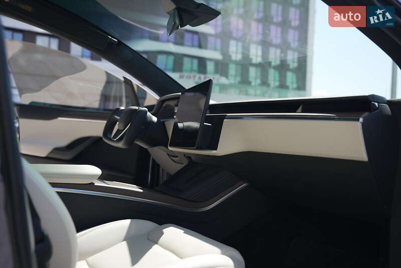 Позашляховик / Кросовер Tesla Model X 2023 в Києві фото 44 Позашляховик / Кросовер Tesla Model X 2023 в Києві