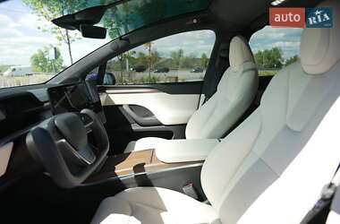 Внедорожник / Кроссовер Tesla Model X 2023 в 