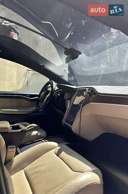 Внедорожник / Кроссовер Tesla Model X 2016 в 