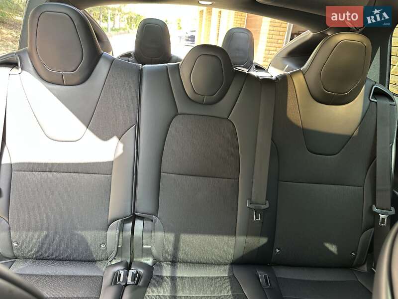 Позашляховик / Кросовер Tesla Model X 2018 в Запоріжжі