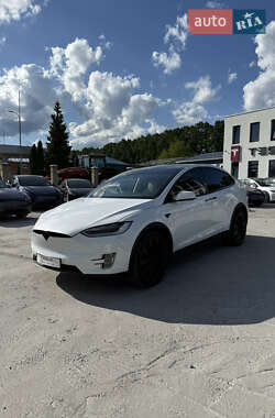 Внедорожник / Кроссовер Tesla Model X 2018 в 