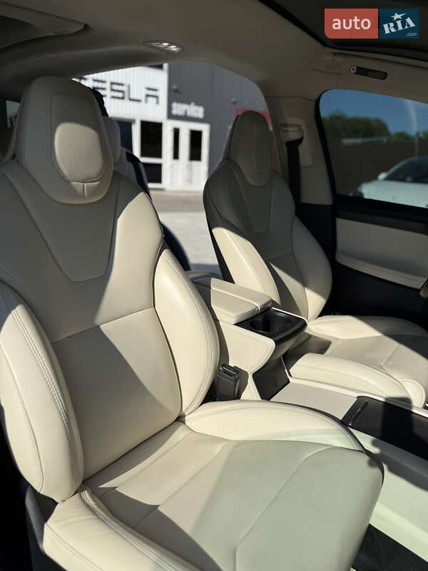 Внедорожник / Кроссовер Tesla Model X 2018 в Виннице
