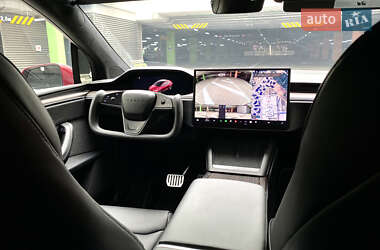 Позашляховик / Кросовер Tesla Model X 2024 в 
