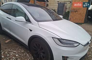 Tesla Model X 2016