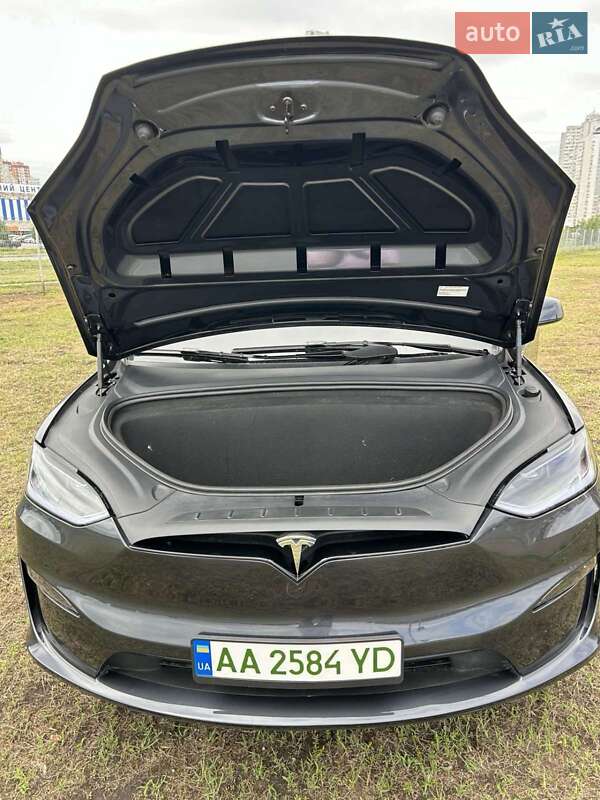 Внедорожник / Кроссовер Tesla Model X 2024 в Киеве