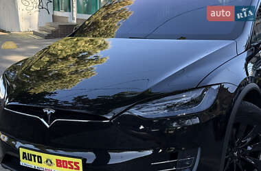 Внедорожник / Кроссовер Tesla Model X 2016 в 