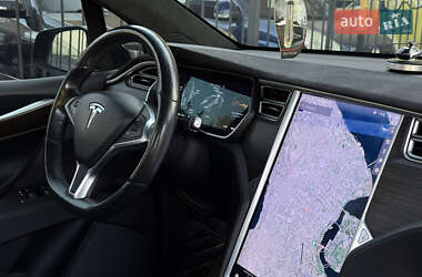 Внедорожник / Кроссовер Tesla Model X 2016 в 