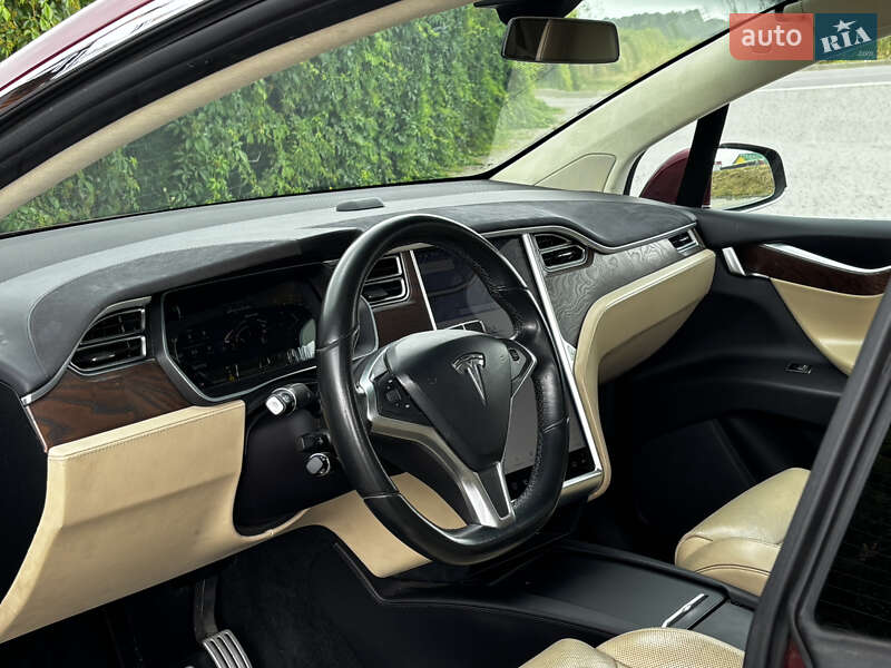 Позашляховик / Кросовер Tesla Model X 2016 в Стрию фото 14 Позашляховик / Кросовер Tesla Model X 2016 в Стрию