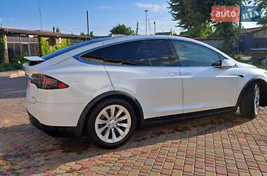 Внедорожник / Кроссовер Tesla Model X 2018 в 