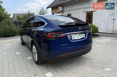 Позашляховик / Кросовер Tesla Model X 2016 в 