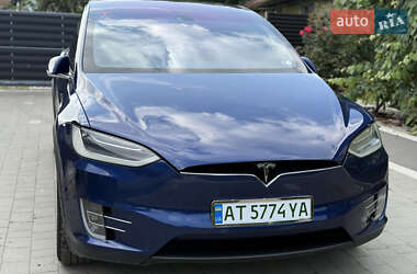 Позашляховик / Кросовер Tesla Model X 2016 в 