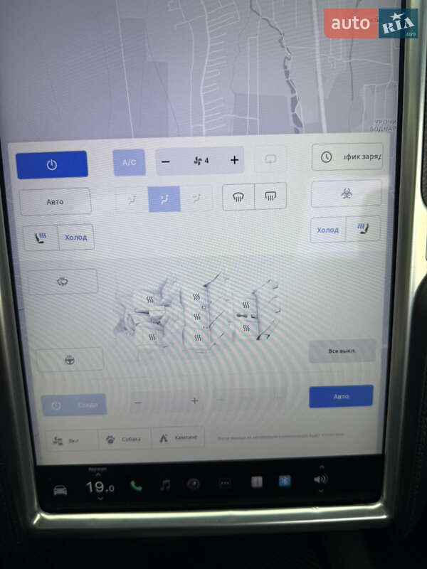 Позашляховик / Кросовер Tesla Model X 2016 в Івано-Франківську