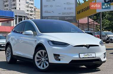 Внедорожник / Кроссовер Tesla Model X 2019 в 