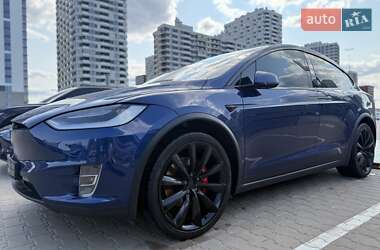 Tesla Model X 2020