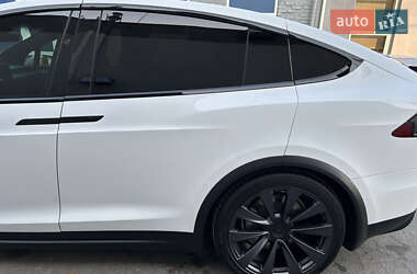 Позашляховик / Кросовер Tesla Model X 2021 в 