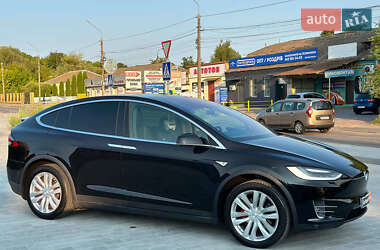 Позашляховик / Кросовер Tesla Model X 2016 в 