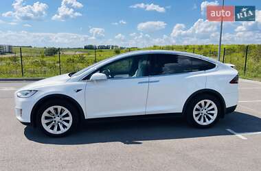 Позашляховик / Кросовер Tesla Model X 2018 в 