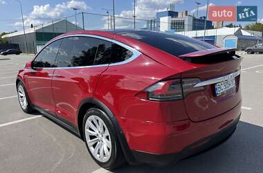 Внедорожник / Кроссовер Tesla Model X 2016 в 
