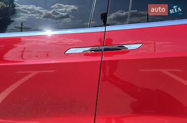 Внедорожник / Кроссовер Tesla Model X 2016 в 