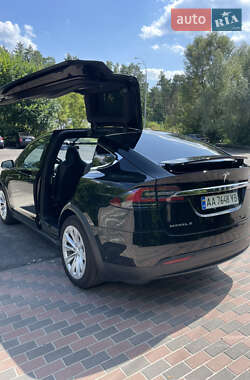 Внедорожник / Кроссовер Tesla Model X 2018 в 