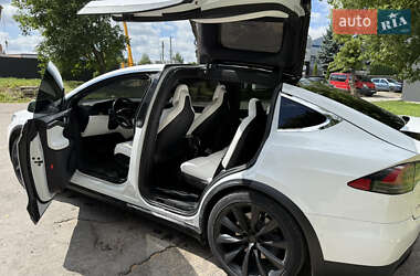 Внедорожник / Кроссовер Tesla Model X 2018 в 
