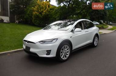 Tesla Model X 2018