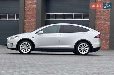 Внедорожник / Кроссовер Tesla Model X 2018 в 