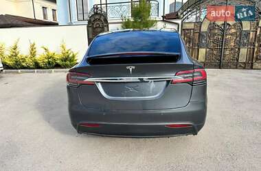 Внедорожник / Кроссовер Tesla Model X 2020 в 