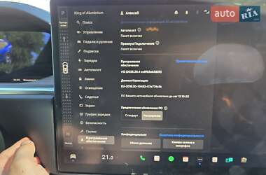 Позашляховик / Кросовер Tesla Model X 2022 в 