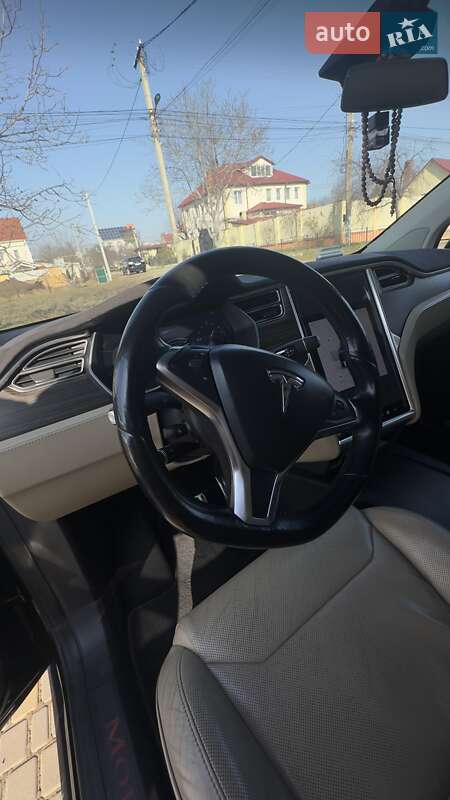 Позашляховик / Кросовер Tesla Model X 2016 в Одесі