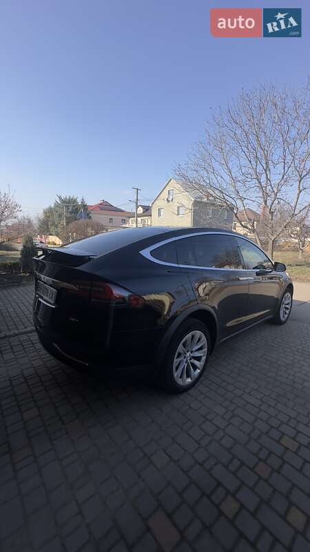 Позашляховик / Кросовер Tesla Model X 2016 в Одесі