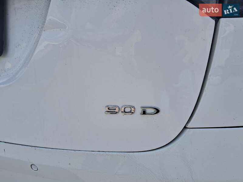 Внедорожник / Кроссовер Tesla Model X 2016 в Сумах