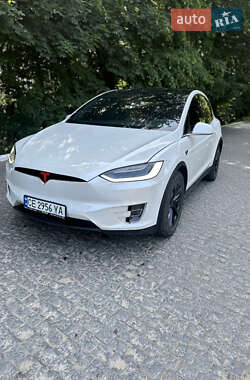 Позашляховик / Кросовер Tesla Model X 2016 в 